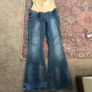 Articles of Society maternity jeans. Size 28.